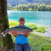 Tageskartenfischer -Kapitale Regenbogenforelle September 2023